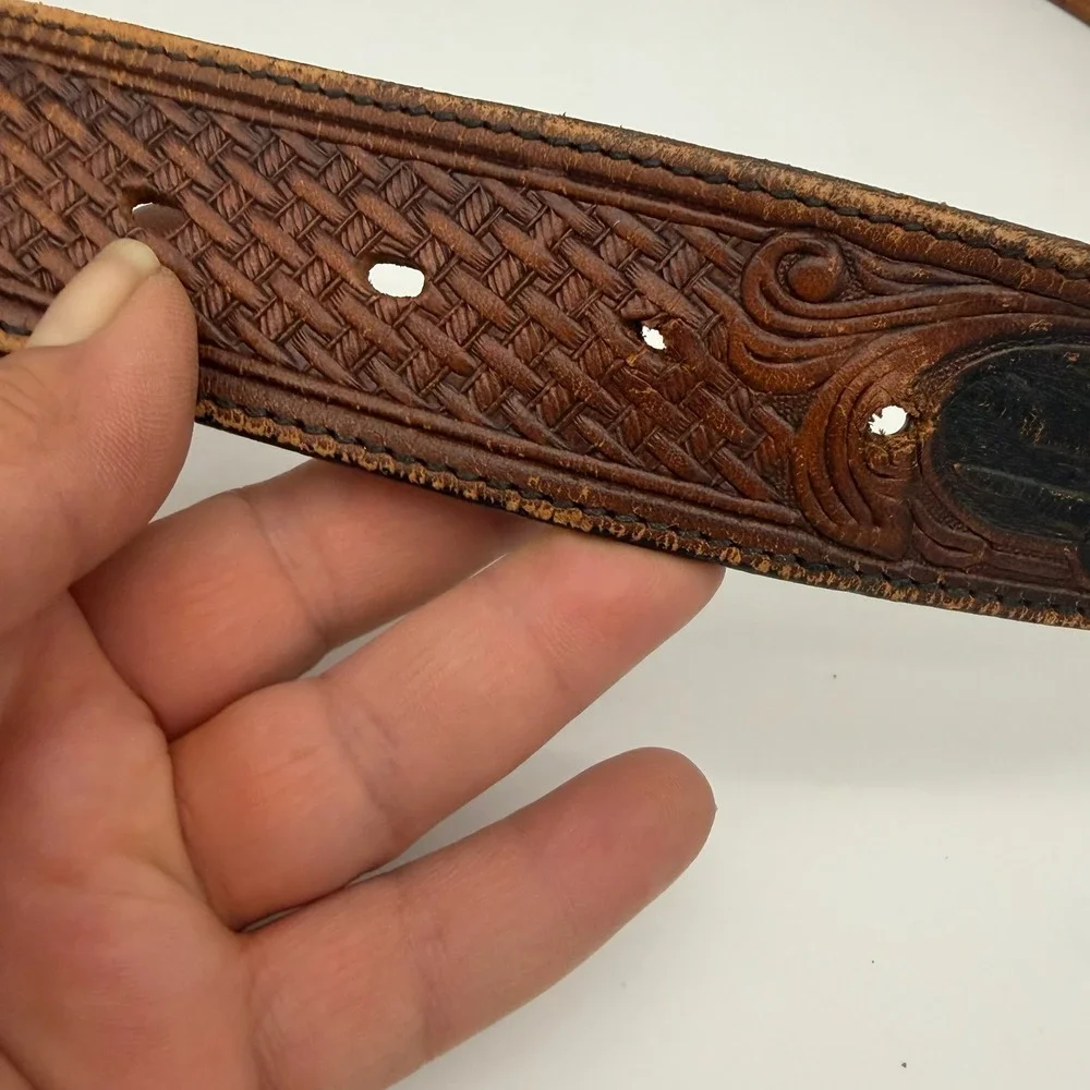 Silver Creek Mens Belt 40 Brown Leather Hand Tooled Duck Hunting Marsh Western
